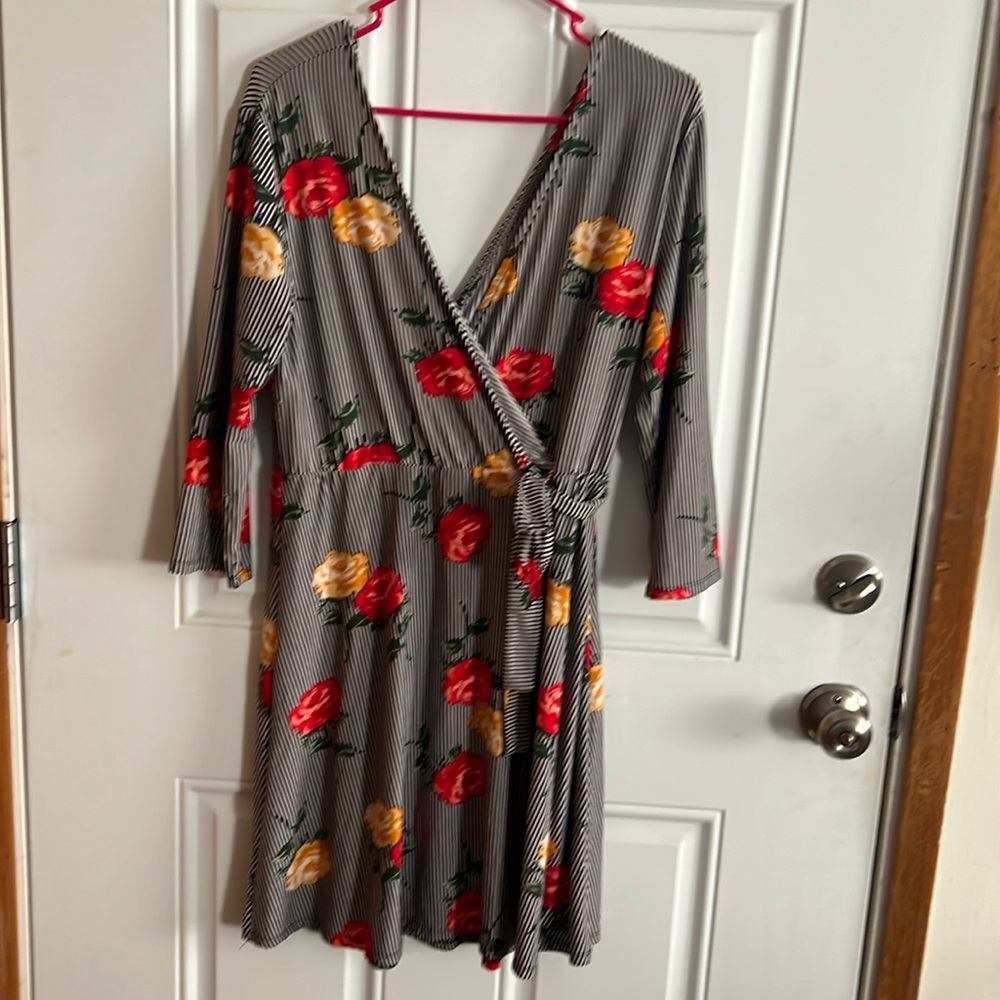 No boundaries wrap dress XL